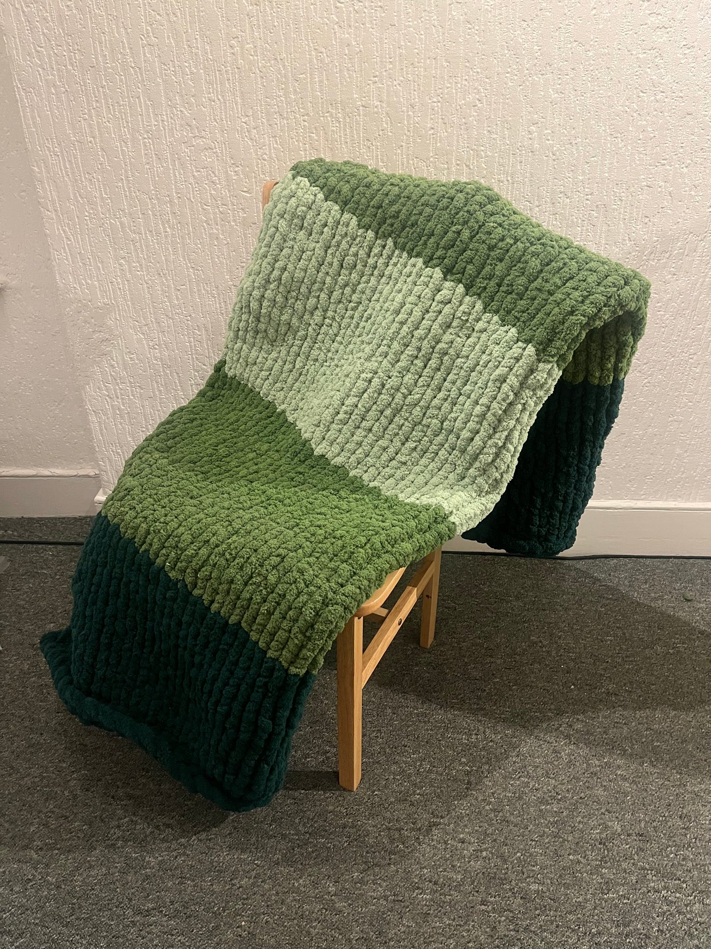 Handmade chunky knit blanket
