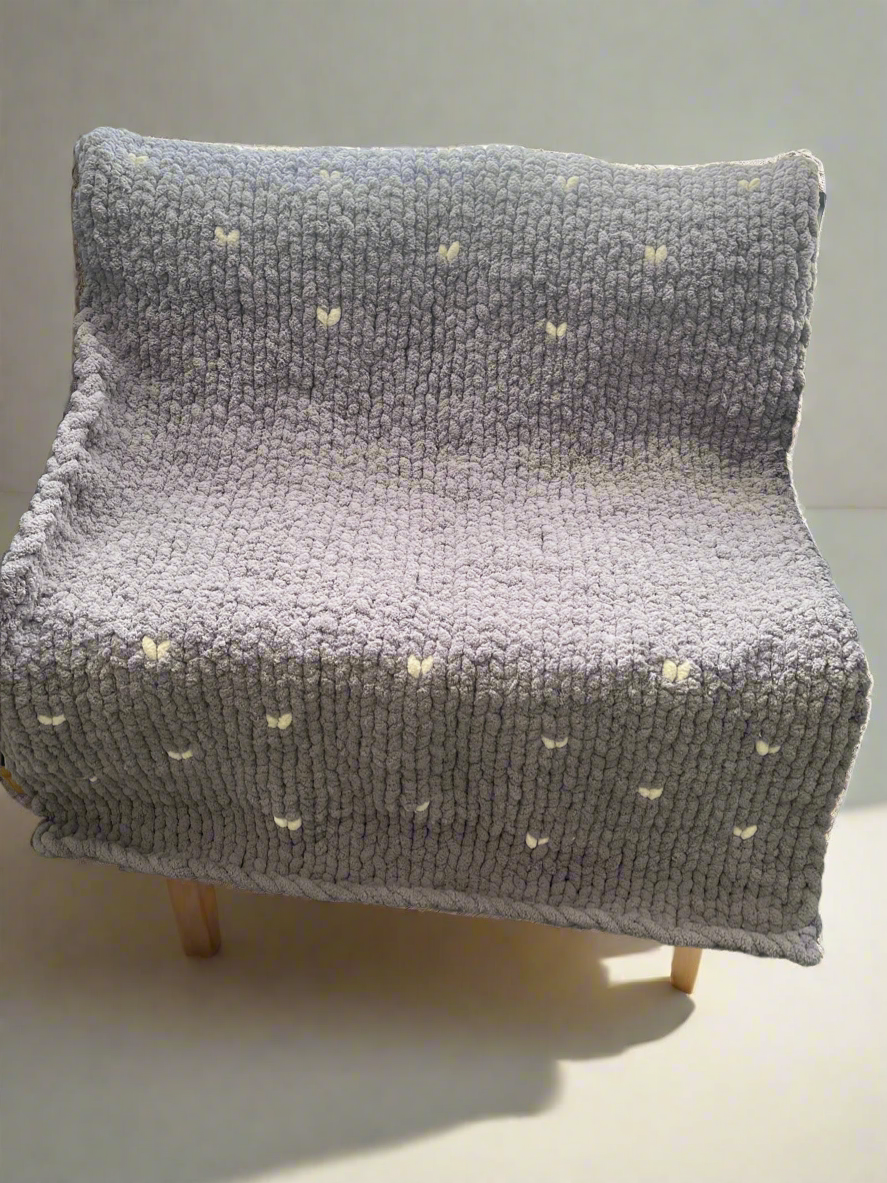 Handmade chunky knit blanket