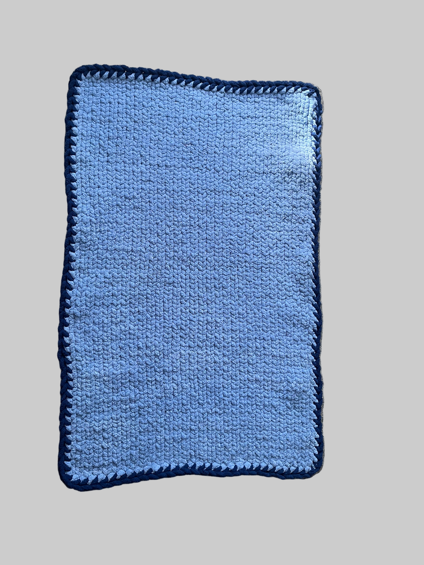 Handmade chunky knit blanket