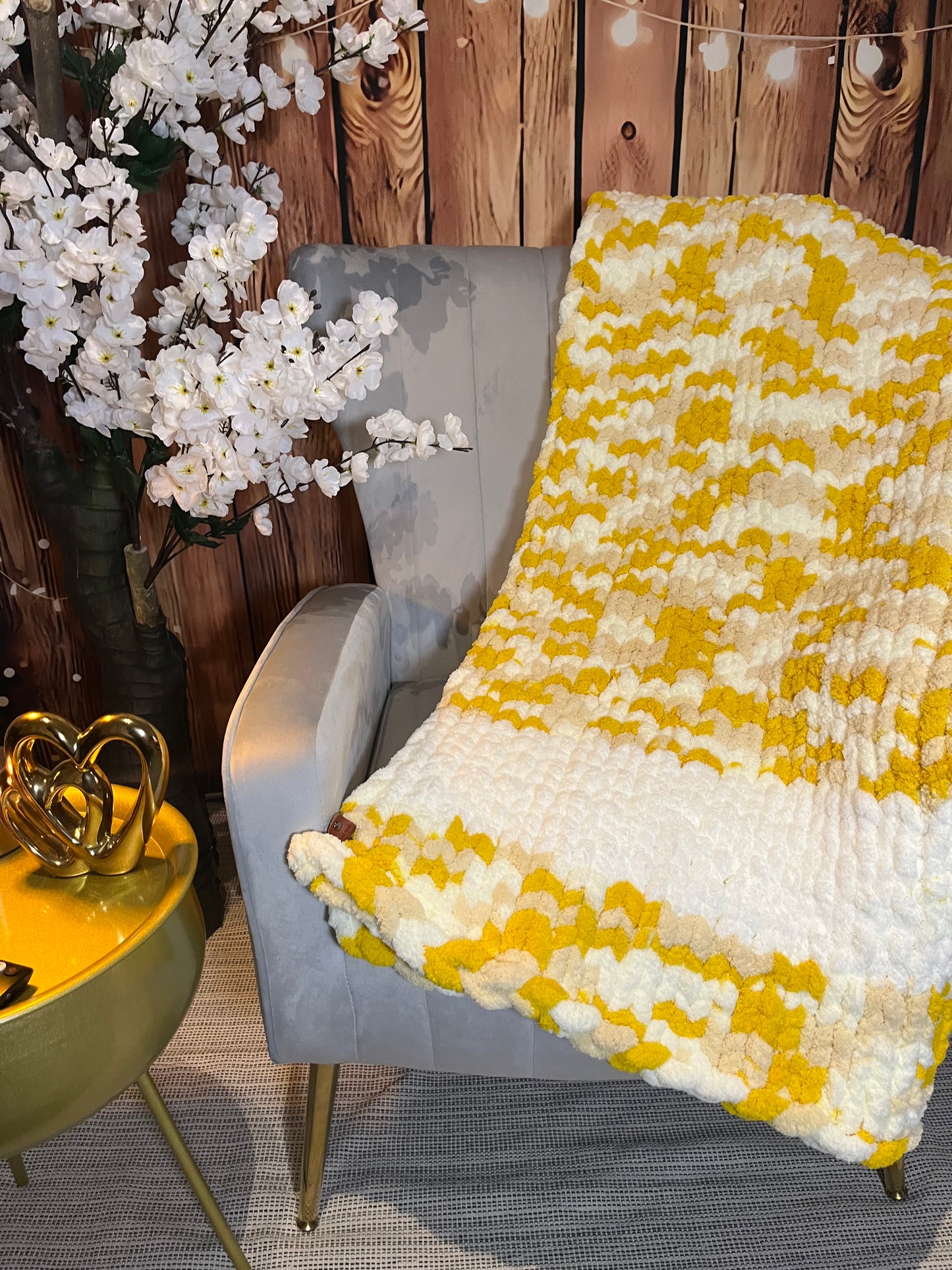 Yellow multi colour blanket
