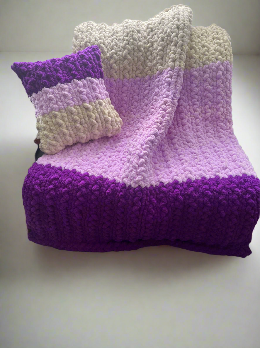Handmade chunky knit blanket