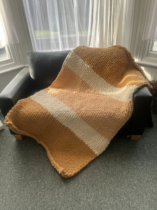 Handmade chunky knit blanket