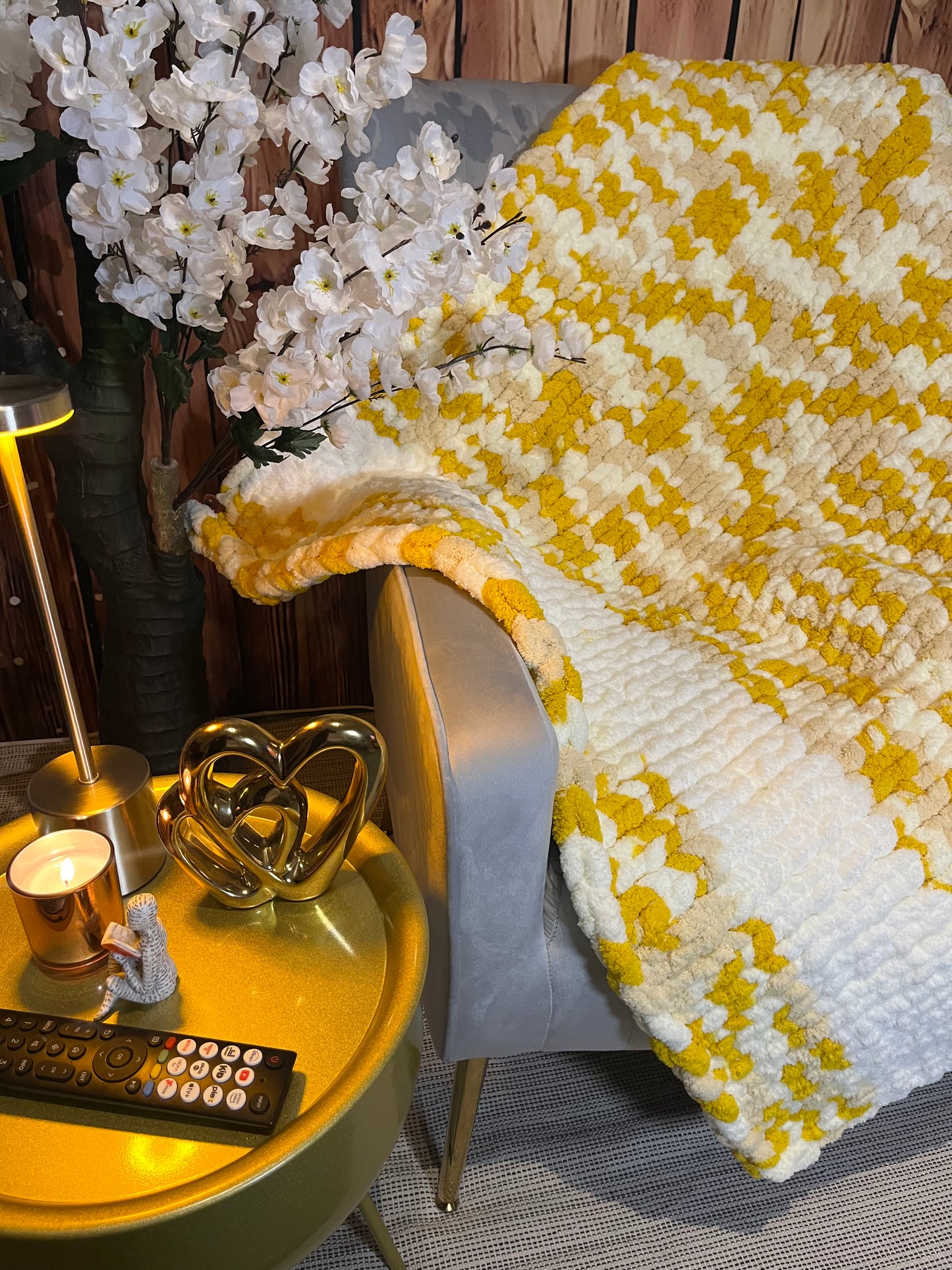 Yellow multi colour blanket