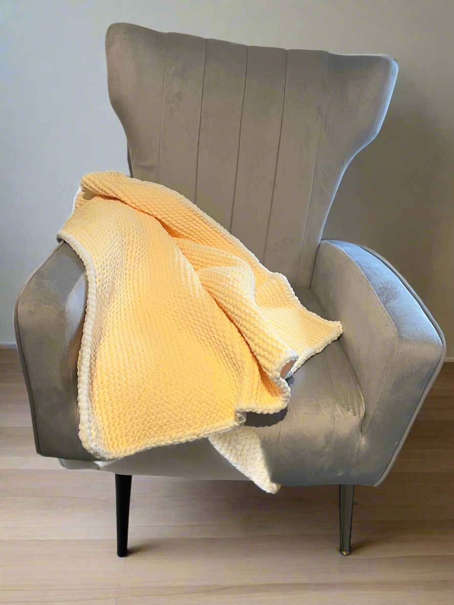 Yellow baby blanket 70x70cm