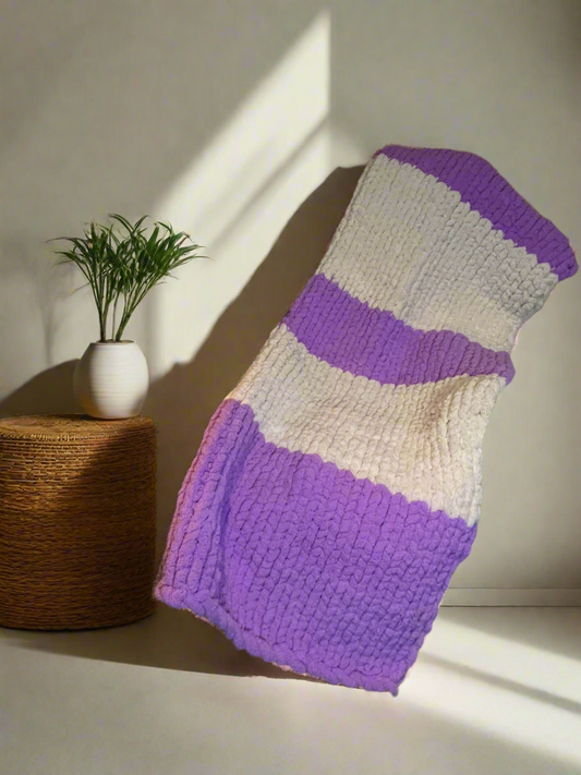 Handmade chunky knit blanket