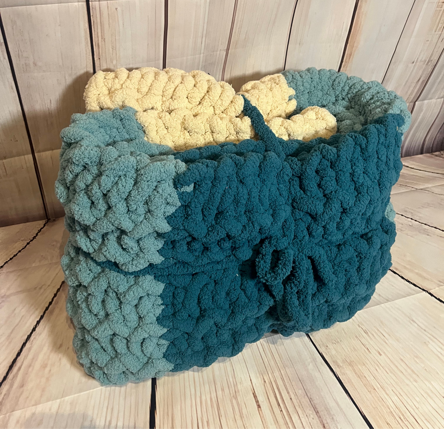Handmade chunky knit blanket