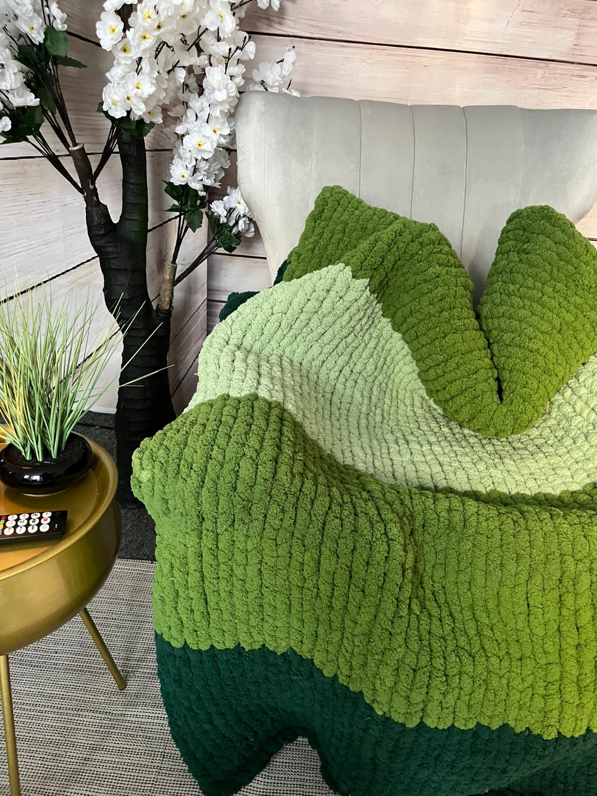 Handmade chunky knit blanket