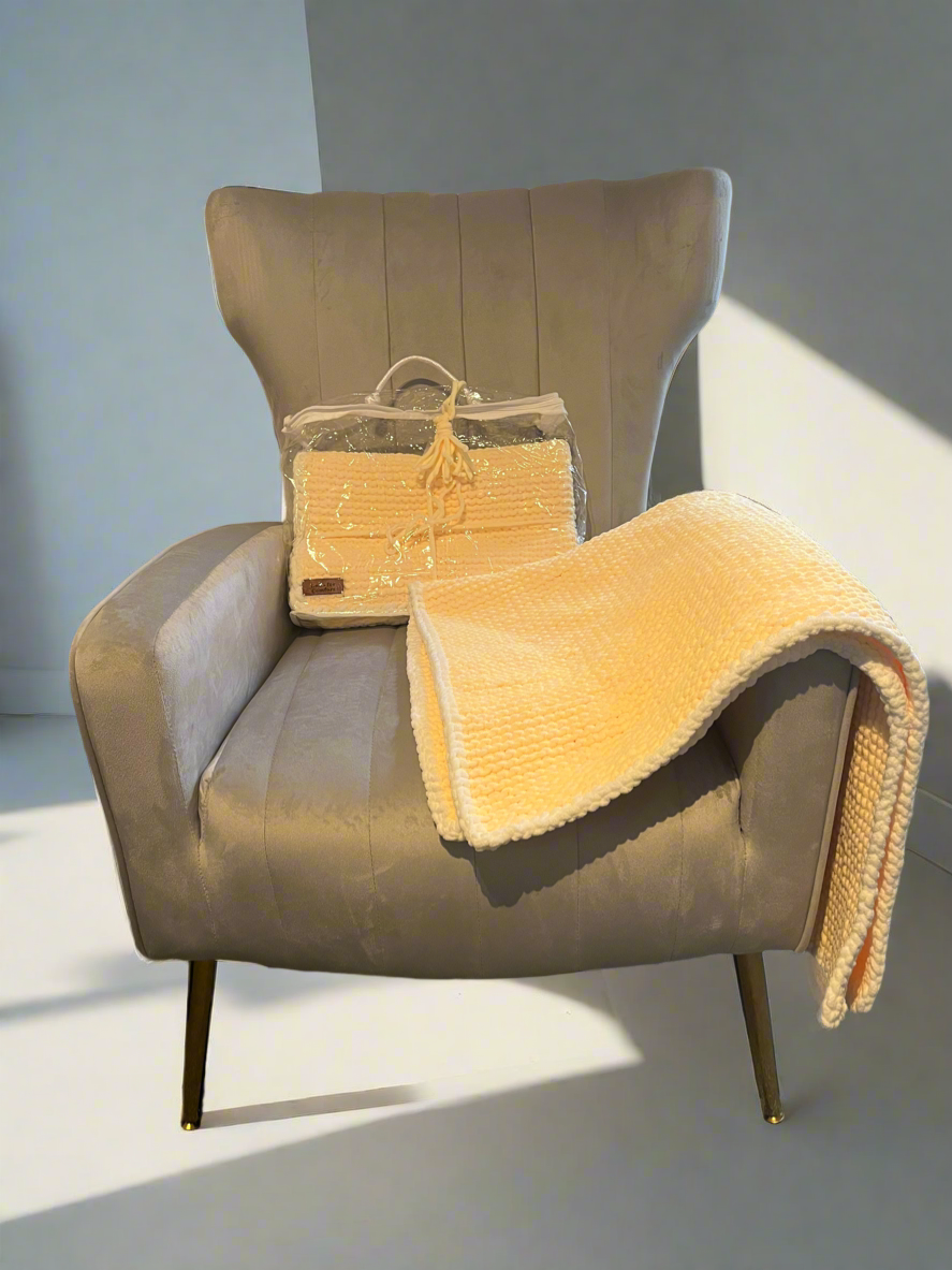 Yellow baby blanket 70x70cm