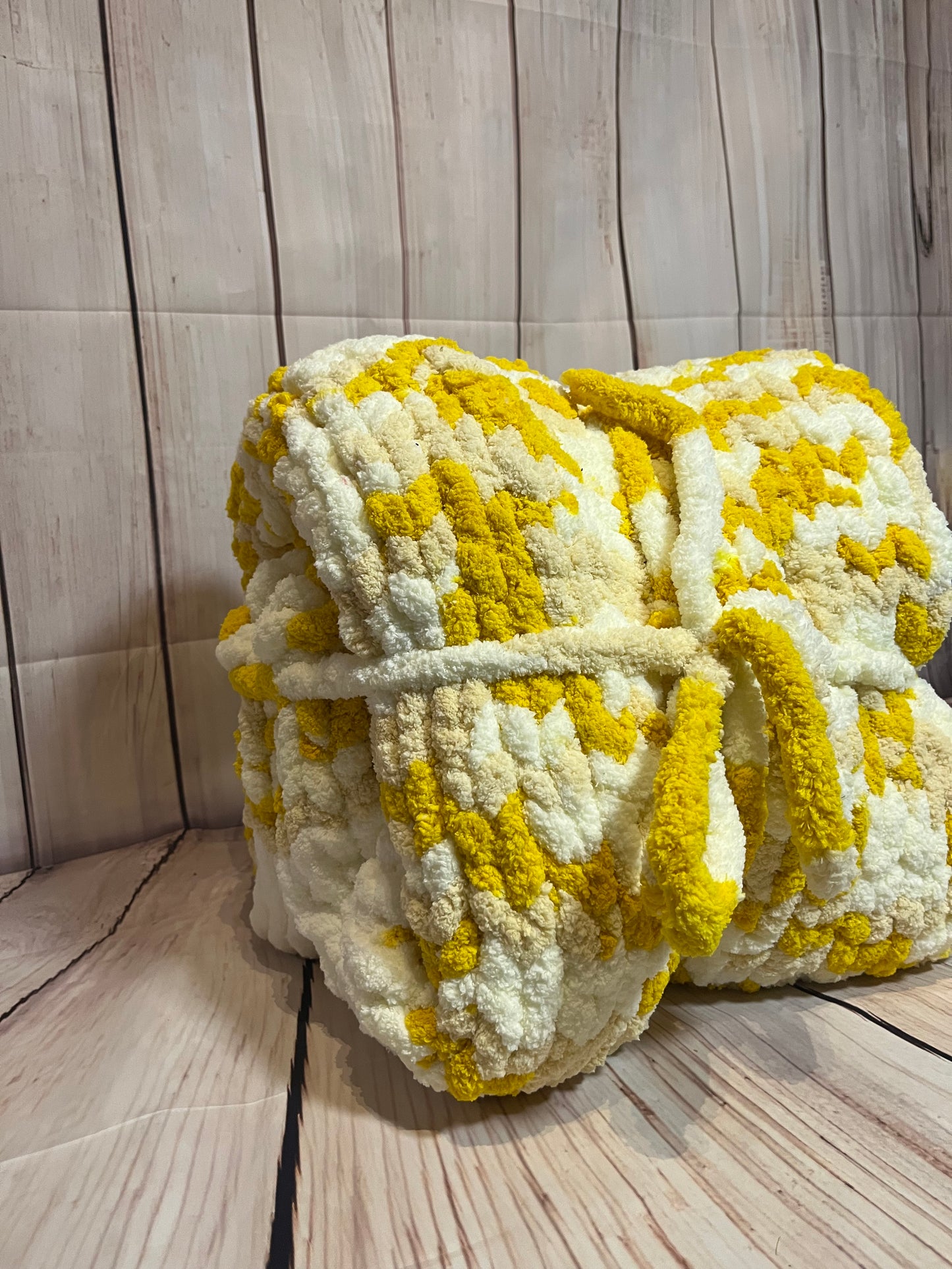 Yellow multi colour blanket