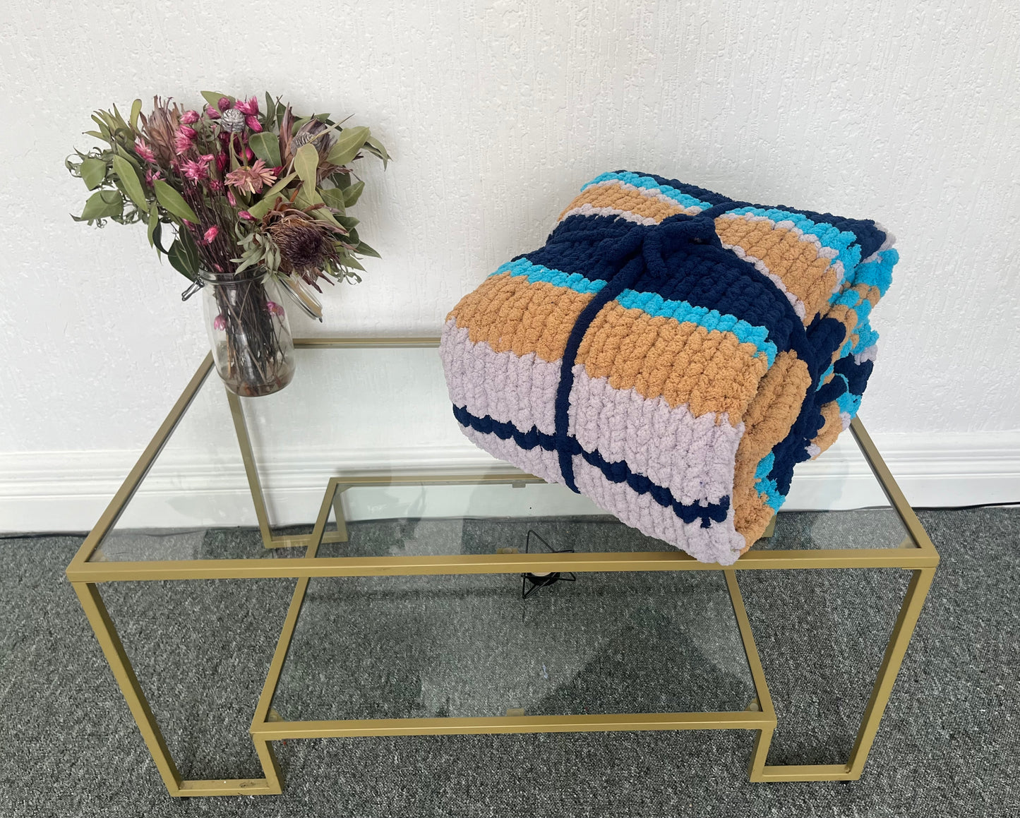 Handmade chunky knit blanket